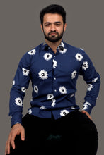 Load image into Gallery viewer, Daisies - Caribou